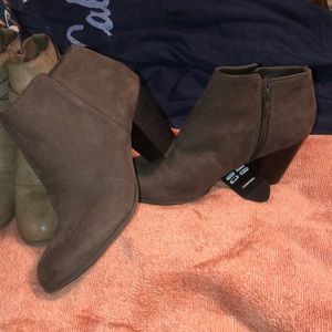 Heeled booties